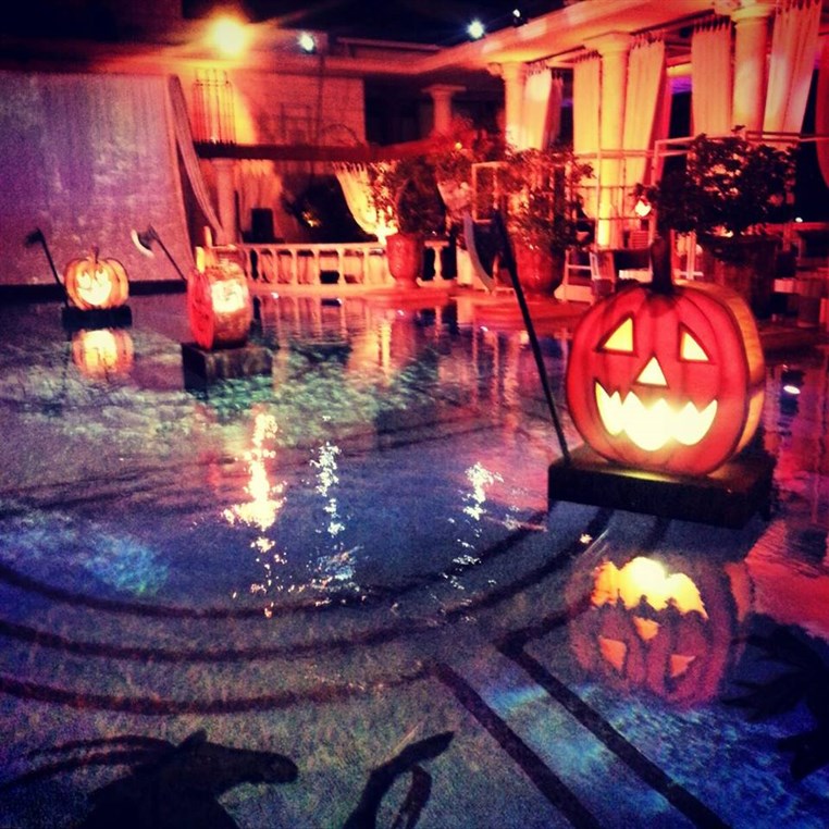 Halloween at Amethyste 